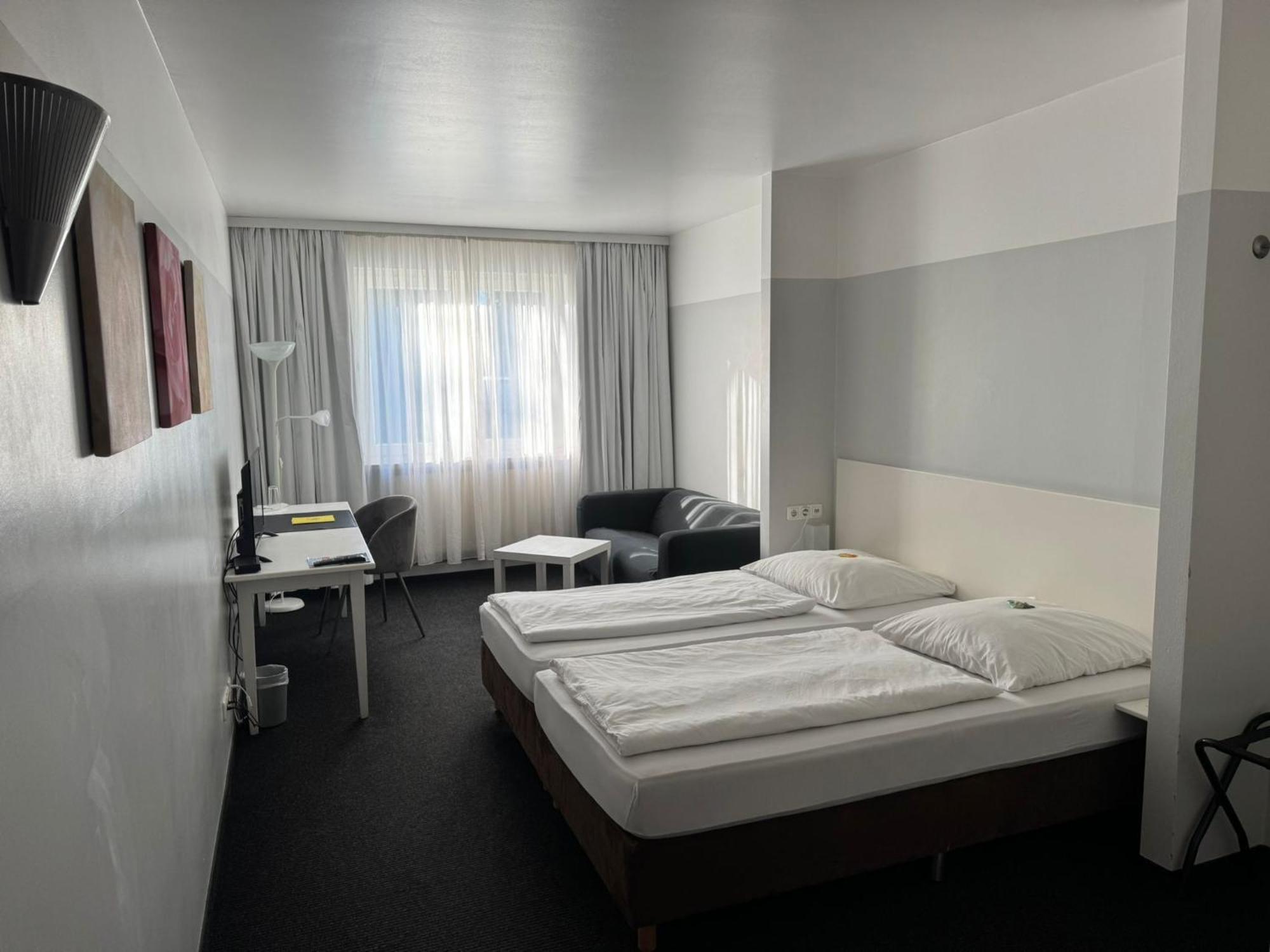 Hotel U Muelheim Free Parking Highspeed Wifi Mülheim an der Ruhr Eksteriør bilde